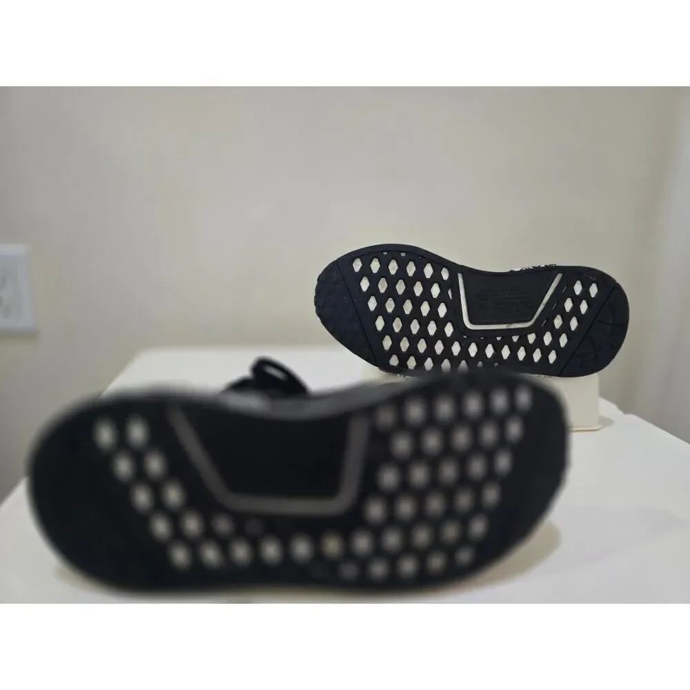 Adidas NMD_R1 J EH1383 'Black Graffiti' Black/White-Black Men's Size 5 Women's 7
